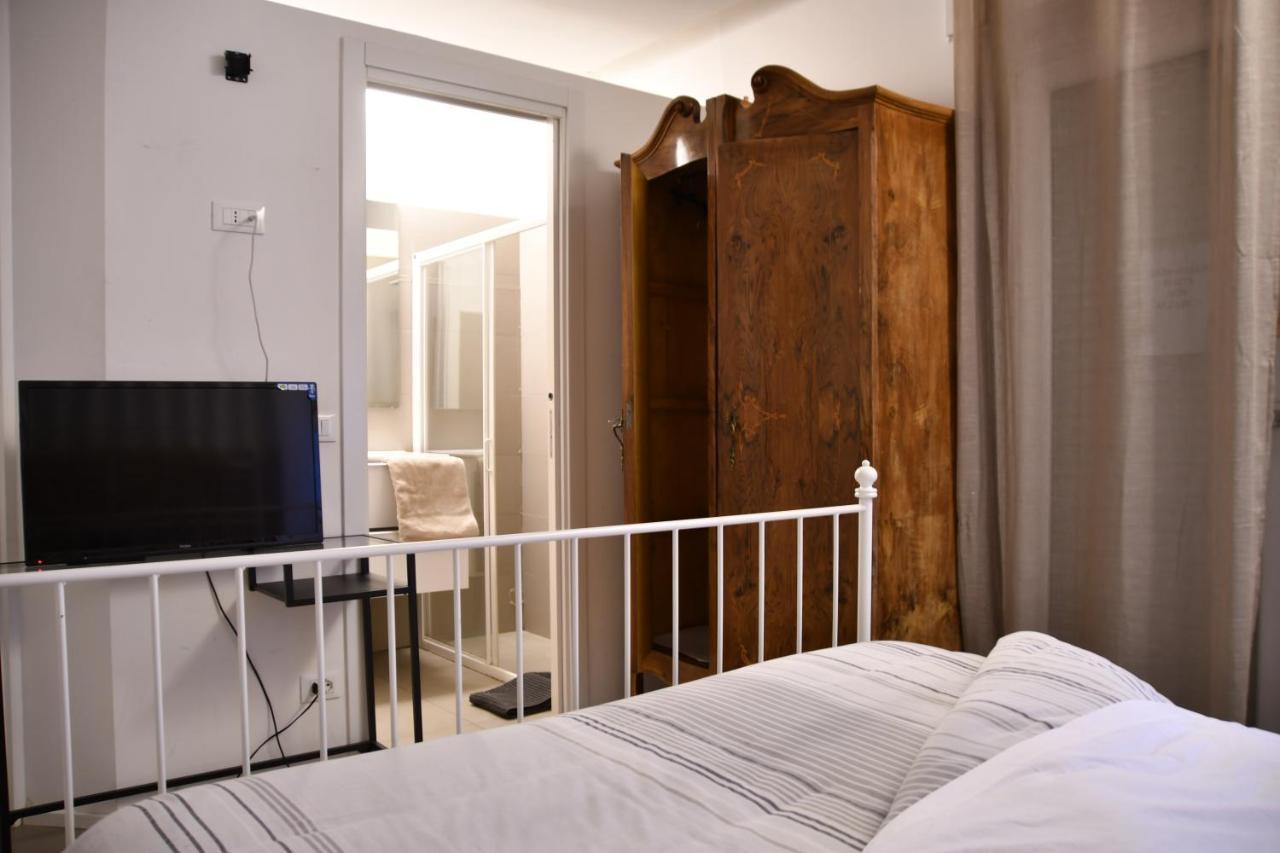 Smile Accomodation Sun Aosta Buitenkant foto
