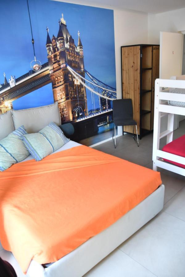 Smile Accomodation Sun Aosta Buitenkant foto